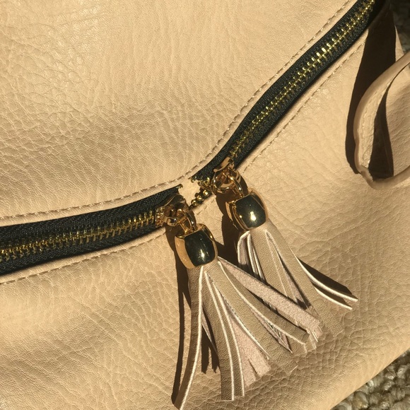 purse - Picture 4 of 4